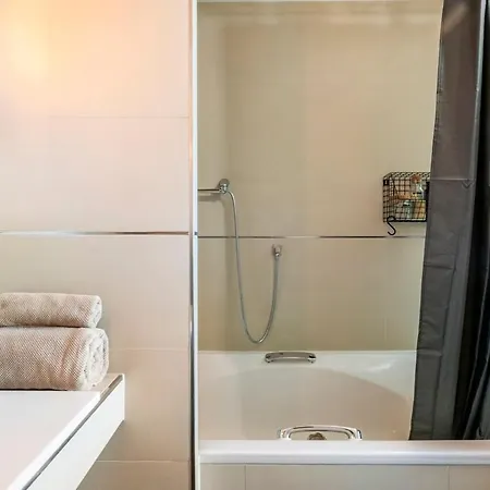 아파트 Loft & Artist In An Industrial Creative Hub *