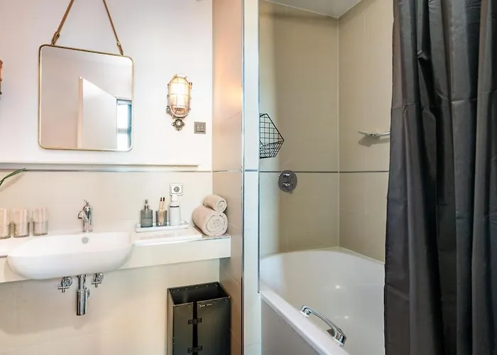 Loft & Artist In An Industrial Creative Hub 公寓 柏林