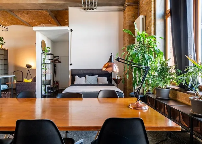 Loft & Artist In An Industrial Creative Hub 柏林